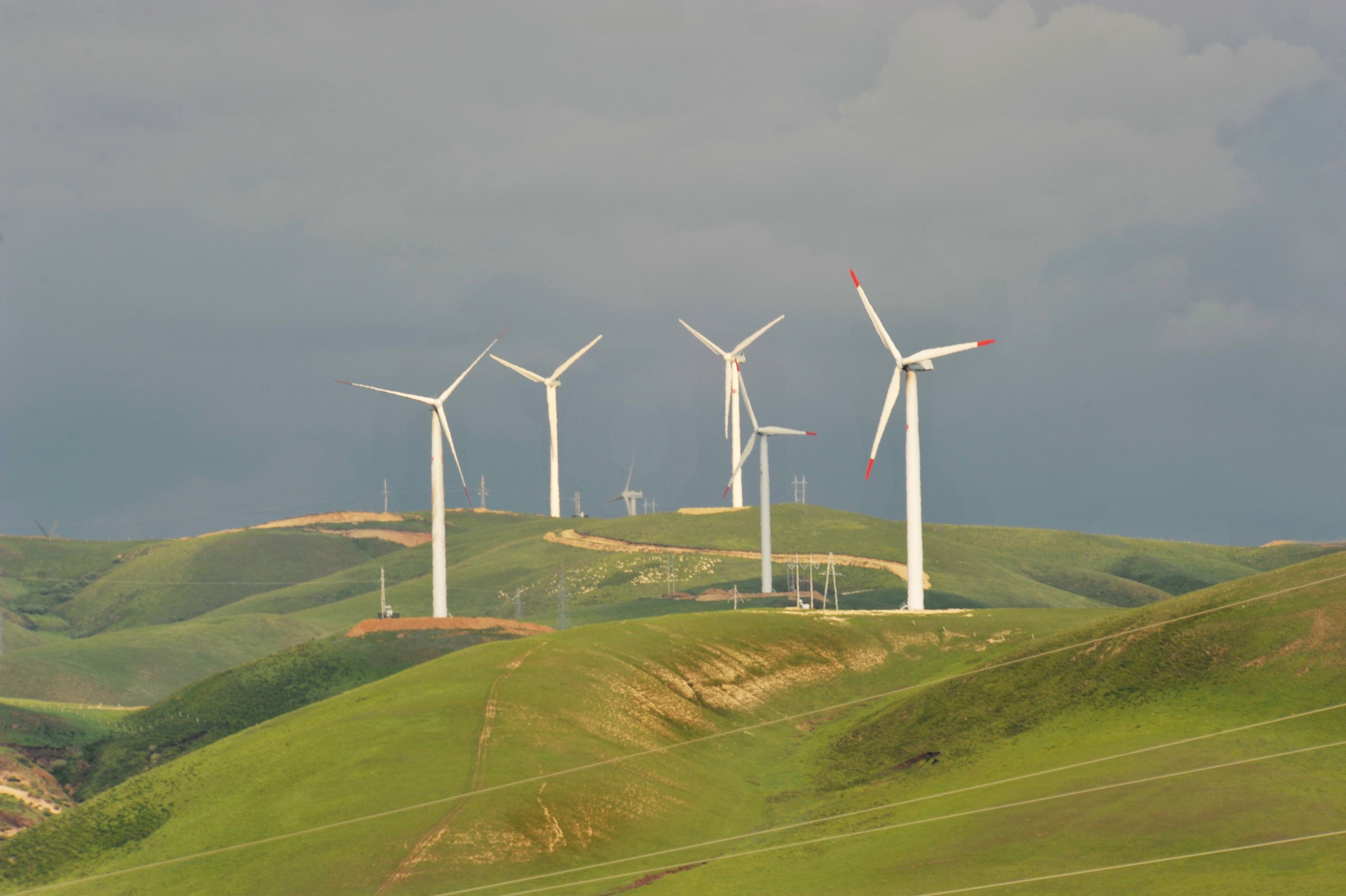 地方两会供暖建议：发展清洁供热，引导综合能源企业做大做强